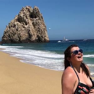 Meet your Posher, Courtney